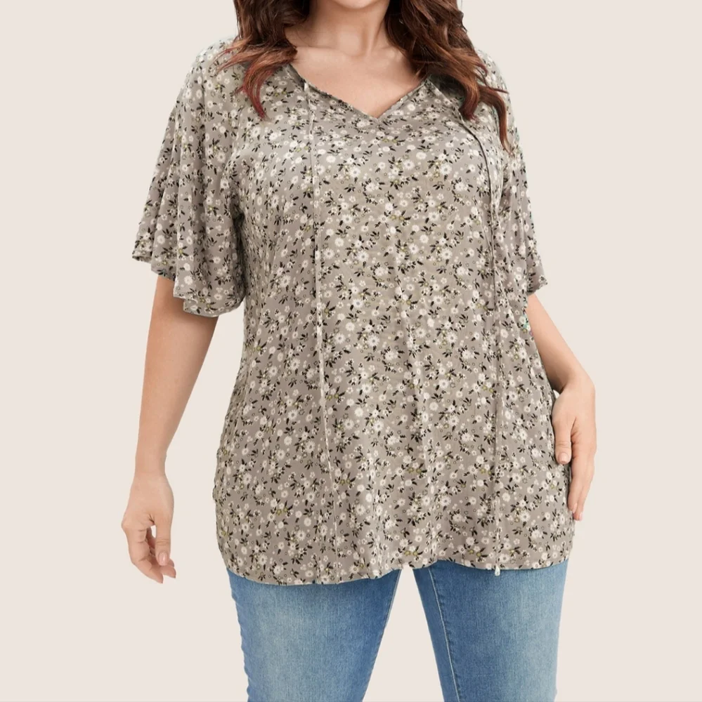 Ditsy Floral Ruffle Sleeve Tie NeckBlouse - Picture 6 of 11